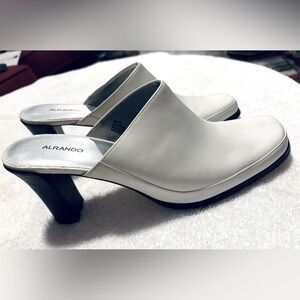 Brand New Leather Clogs By ALRANDO - Size 10 M Heel Height 3 Inches - box 13
